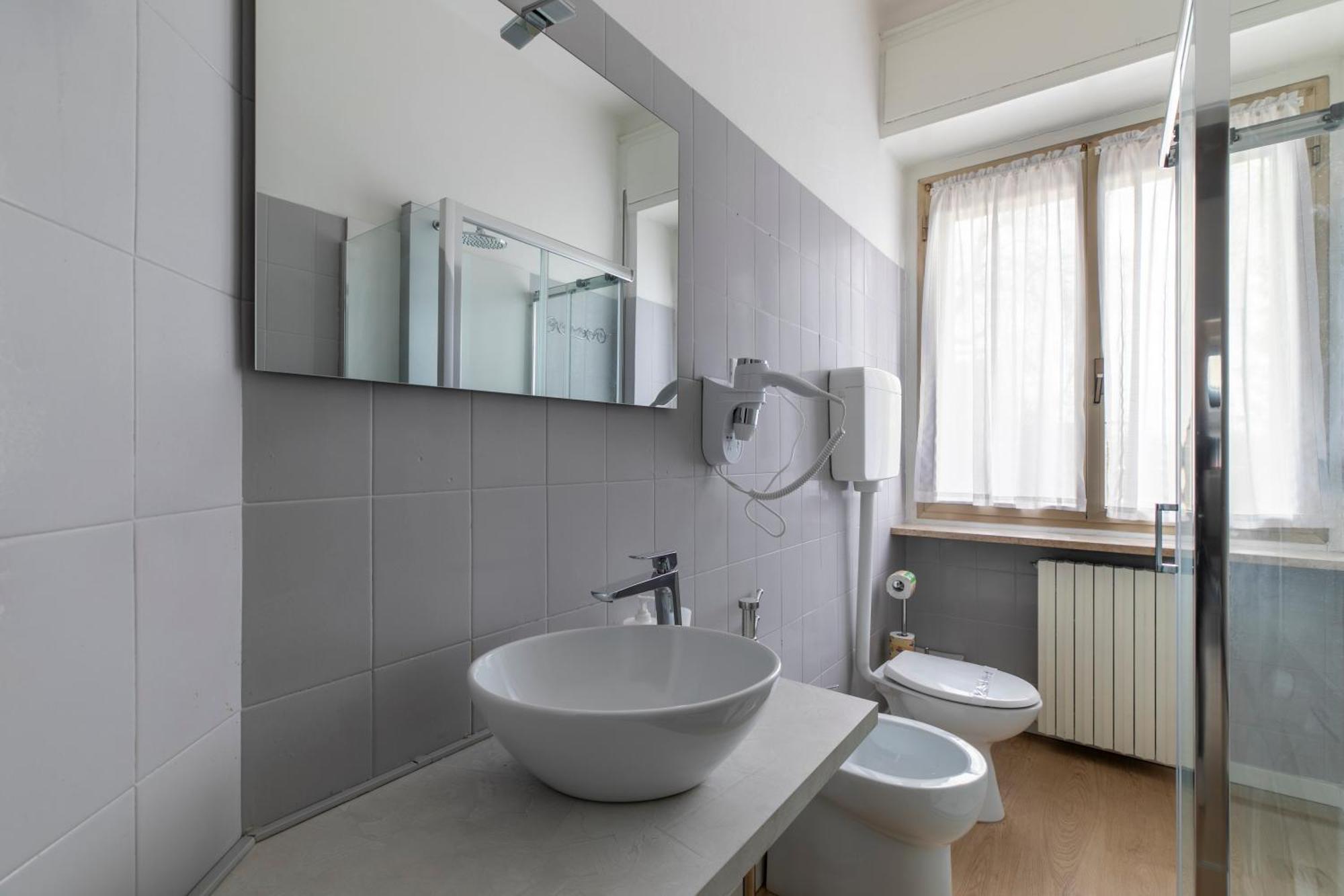 Casa Graziella - A 2 Passi Dal Centro E Stazione Di Verona Ngoại thất bức ảnh